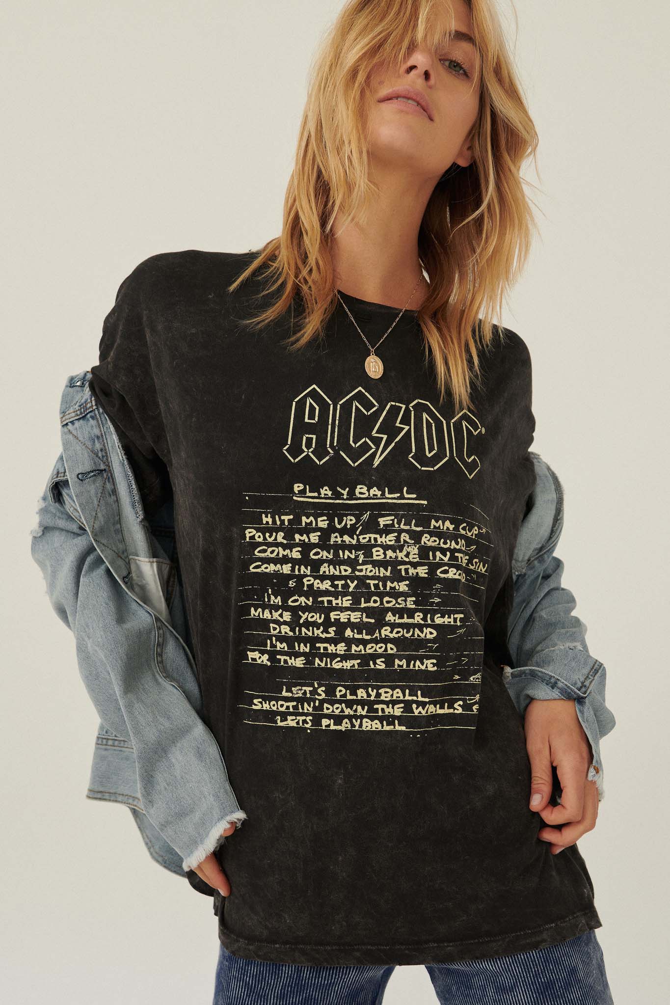 AC/DC Play Ball Oversize Vintage-Wash Graphic Tee - ShopPromesa