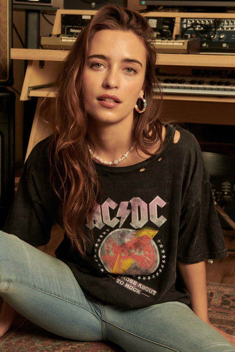AC/DC For Those About to Rock Graphic Tee - ShopPromesa
