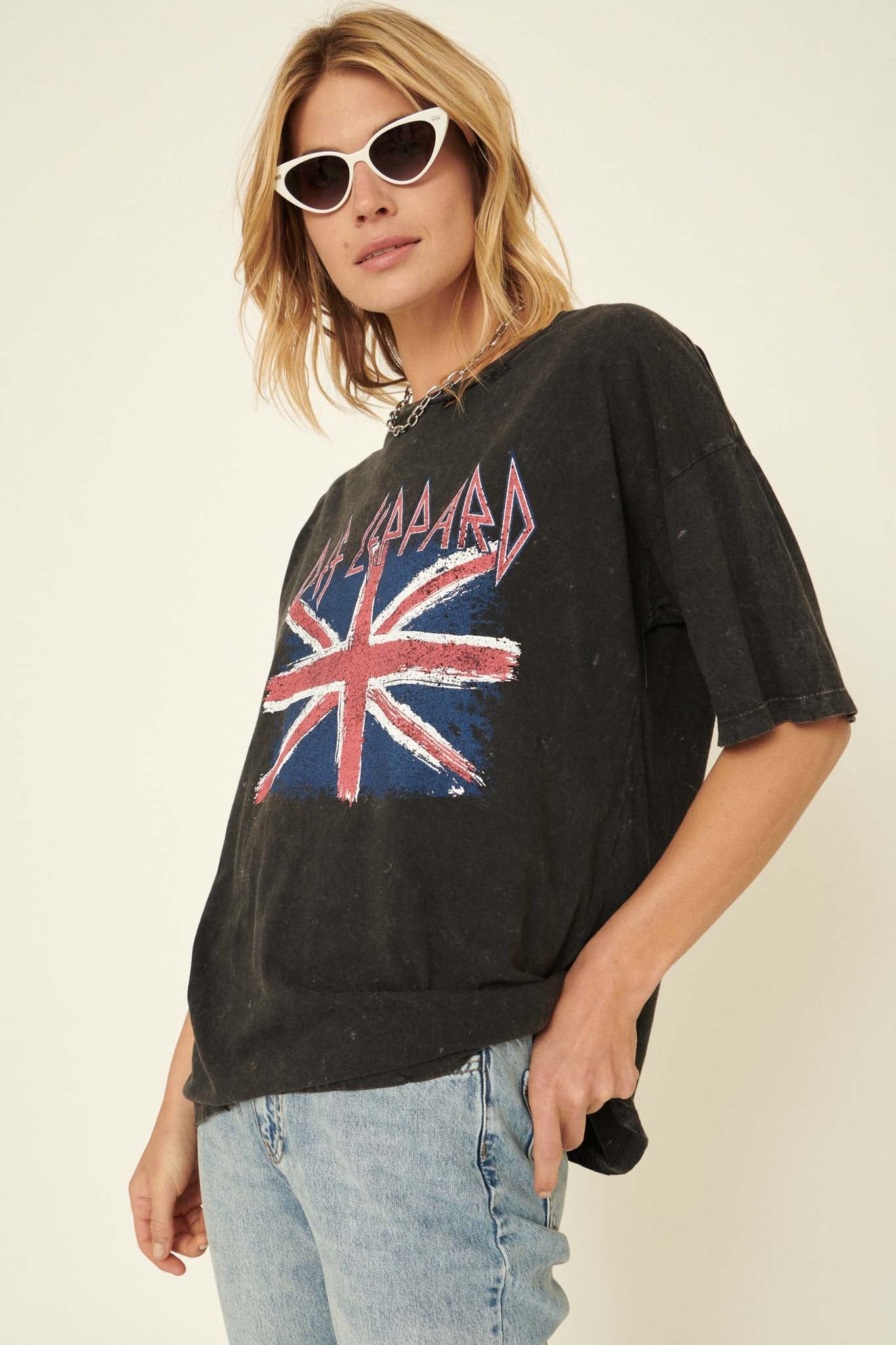 Def Leppard Union Jack Distressed Graphic Tee - ShopPromesa