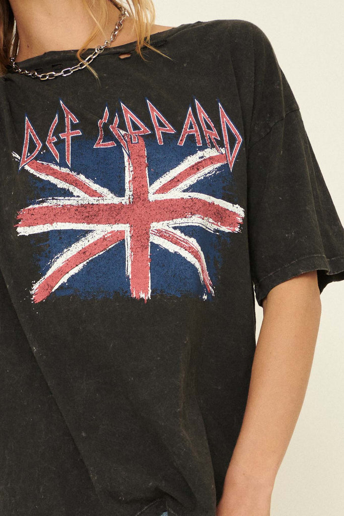 Def Leppard Union Jack Distressed Graphic Tee - ShopPromesa