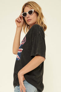 Def Leppard Union Jack Distressed Graphic Tee - ShopPromesa