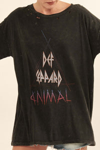 Def Leppard Animal Distressed Graphic Tee - ShopPromesa