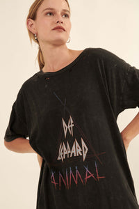 Def Leppard Animal Distressed Graphic Tee - ShopPromesa