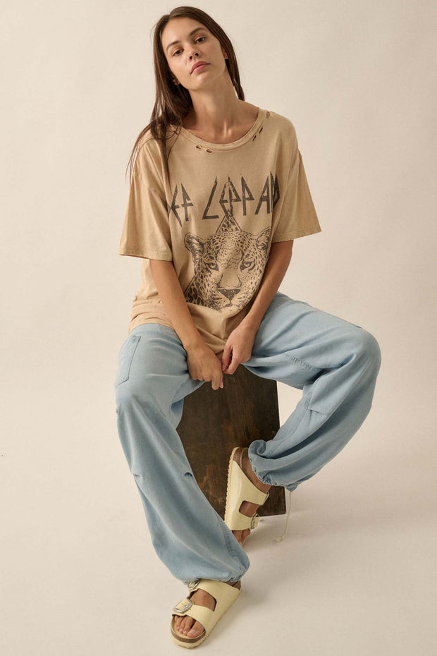 Def Leppard Distressed Oversize Graphic Tee - ShopPromesa