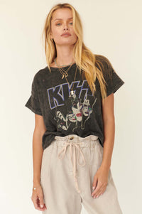 KISS Photo Collage Vintage-Print Graphic Tee - ShopPromesa