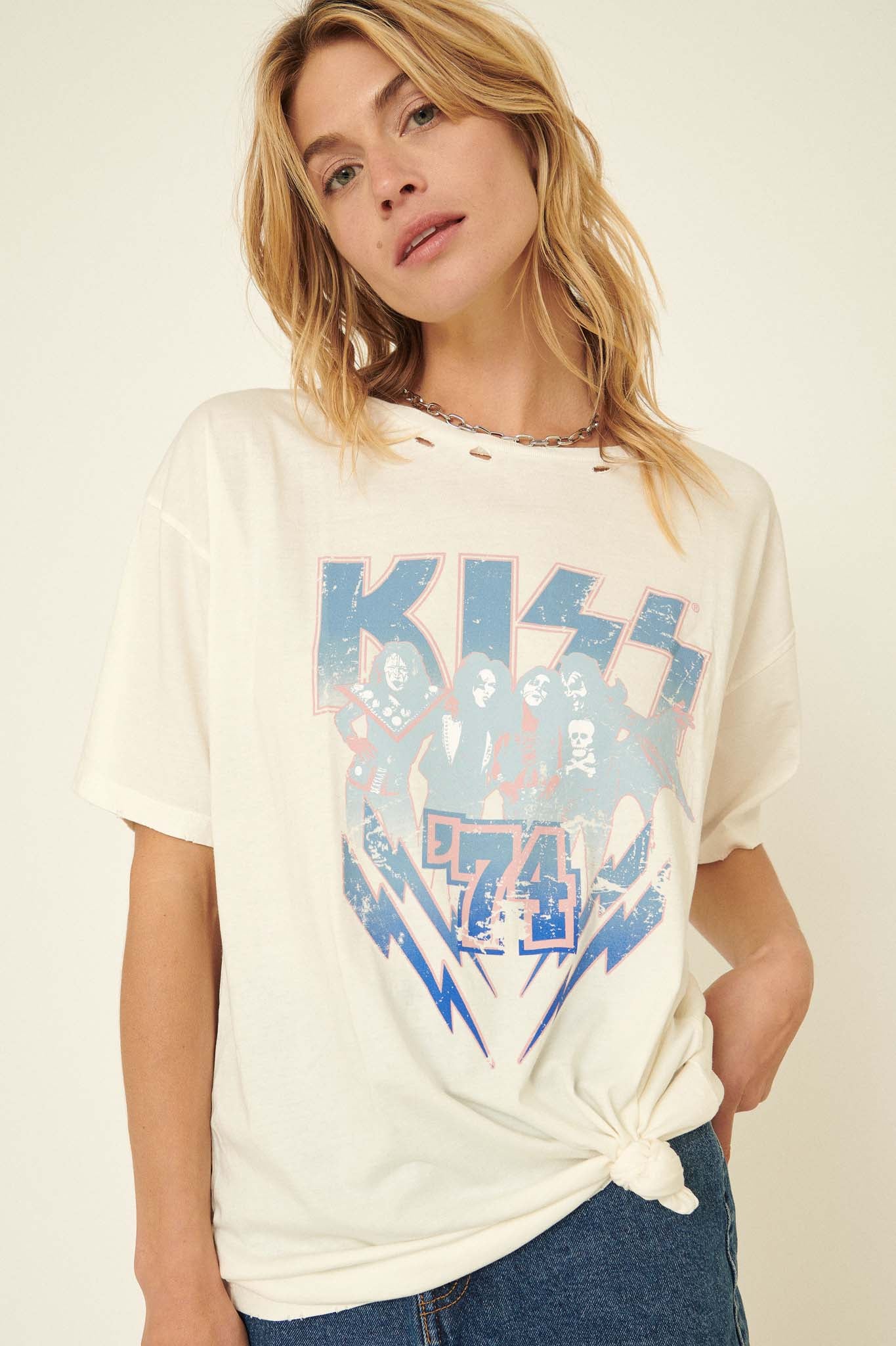 KISS 74 Oversized Distressed Graphic Tee - ShopPromesa