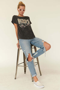 KISS Tiger Claws Vintage-Wash Graphic Tee - ShopPromesa