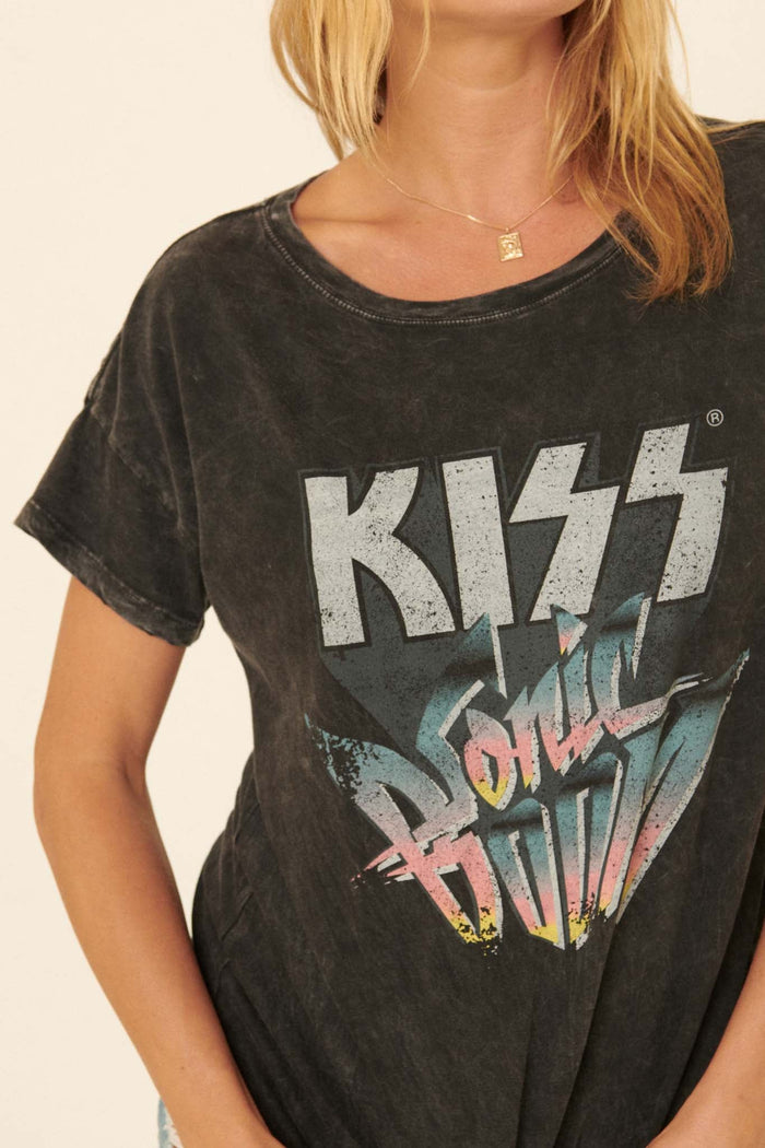 KISS Sonic Boom Vintage-Wash Graphic Tee - ShopPromesa