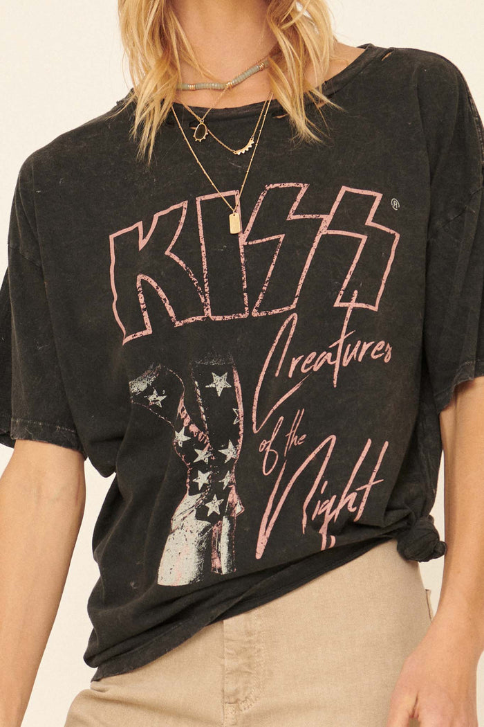 KISS Creatures of the Night Distressed Graphic Tee - ShopPromesa