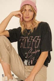 KISS Creatures of the Night Distressed Graphic Tee - ShopPromesa