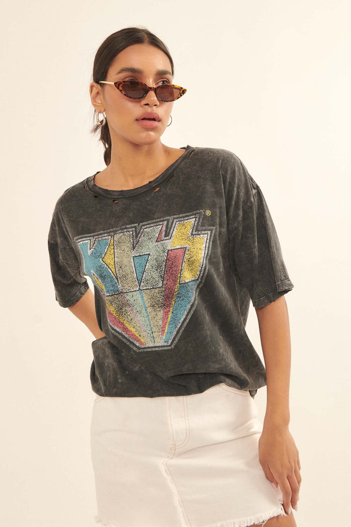 KISS Logo Distressed Vintage-Wash Graphic Tee - ShopPromesa