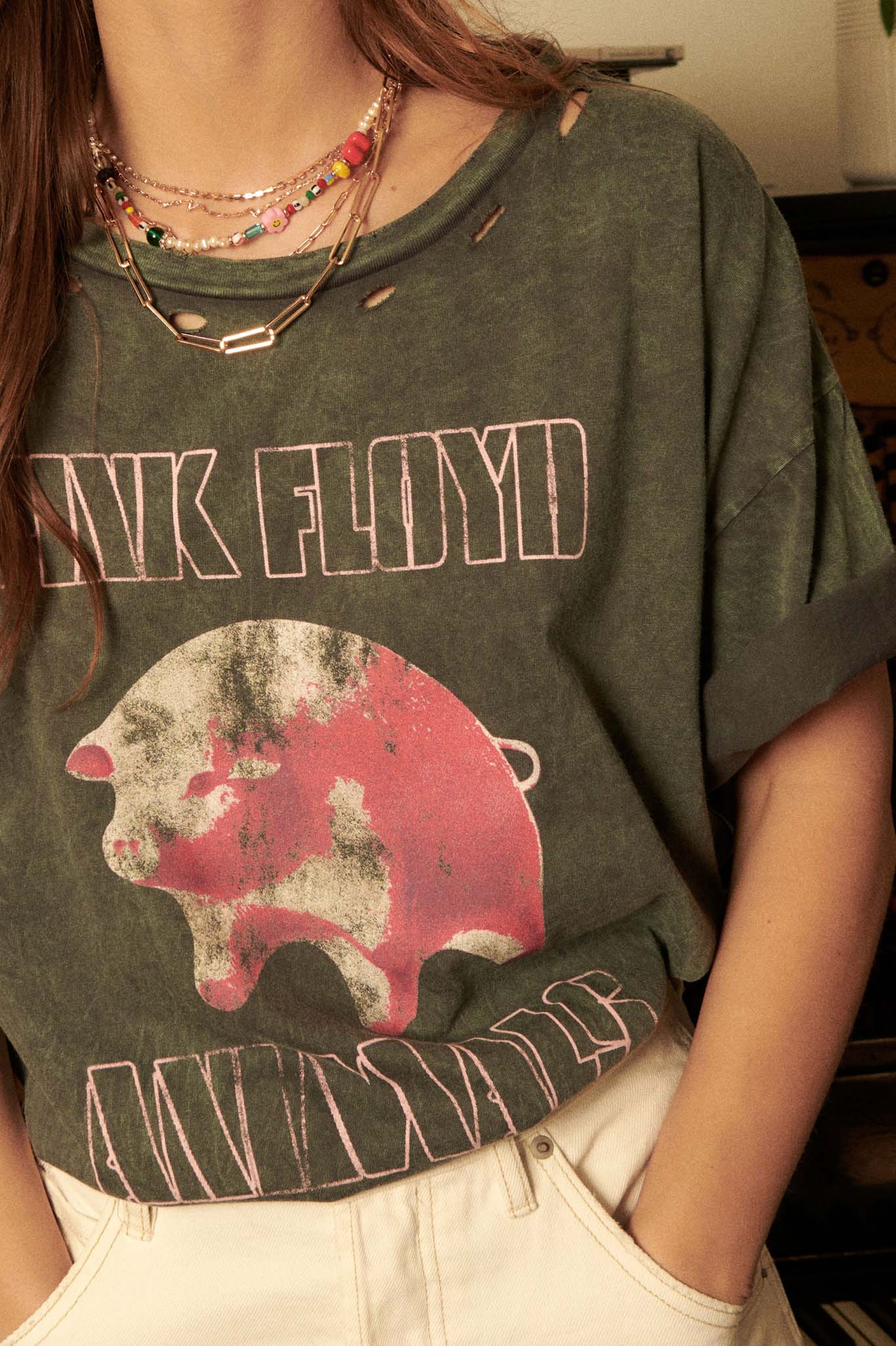 Pink Floyd Animals Distressed Graphic Tee - ShopPromesa