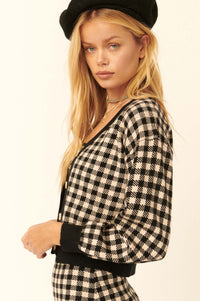 Town and Country Plaid Knit Cardigan - ShopPromesa