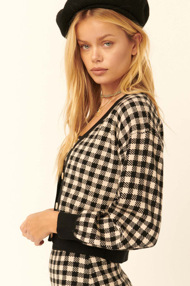 Town and Country Plaid Knit Cardigan - ShopPromesa
