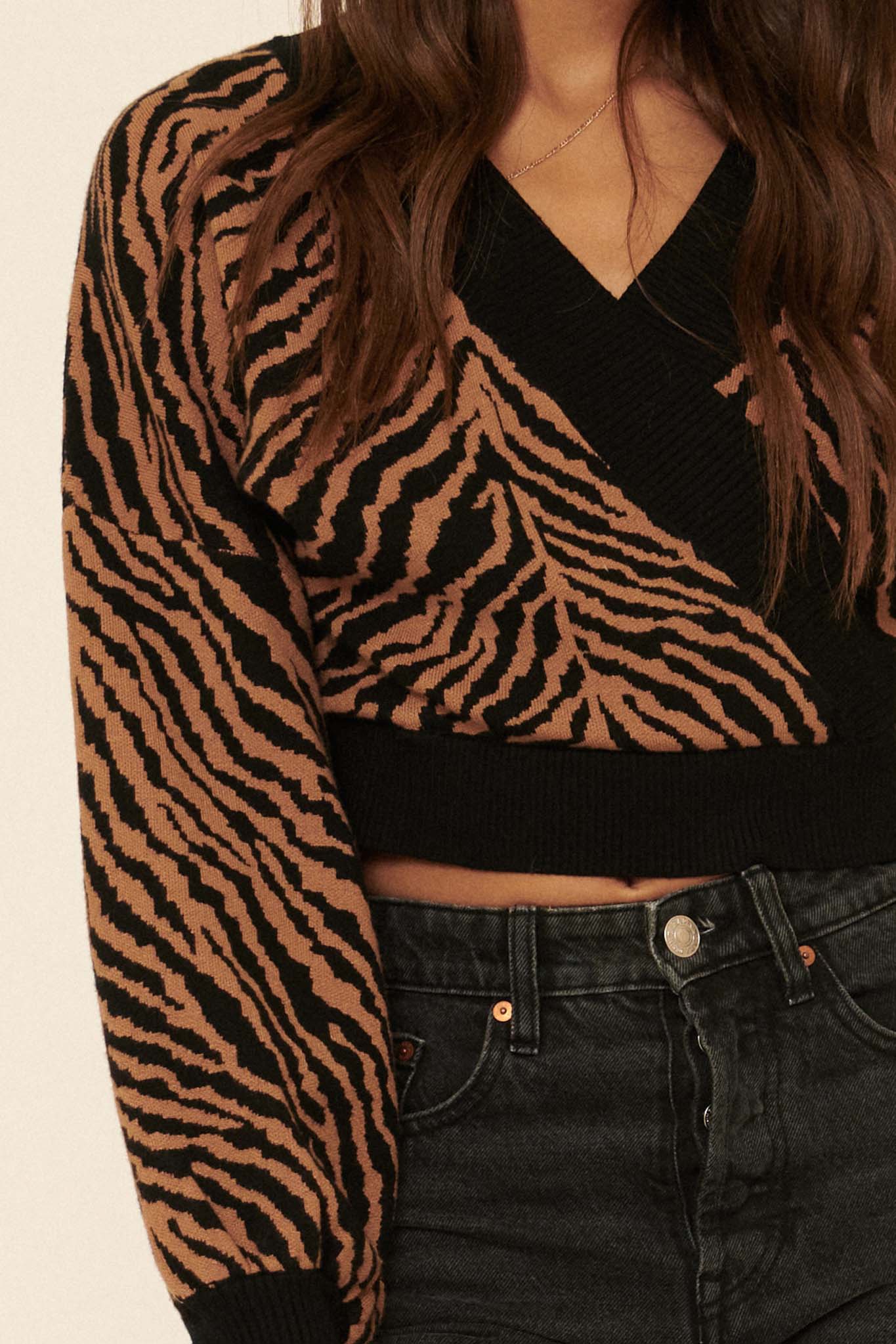 Welcome to the Jungle Tiger Surplice Sweater - ShopPromesa