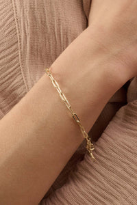 Sepulveda Gold Paperclip Chain Bracelet - ShopPromesa