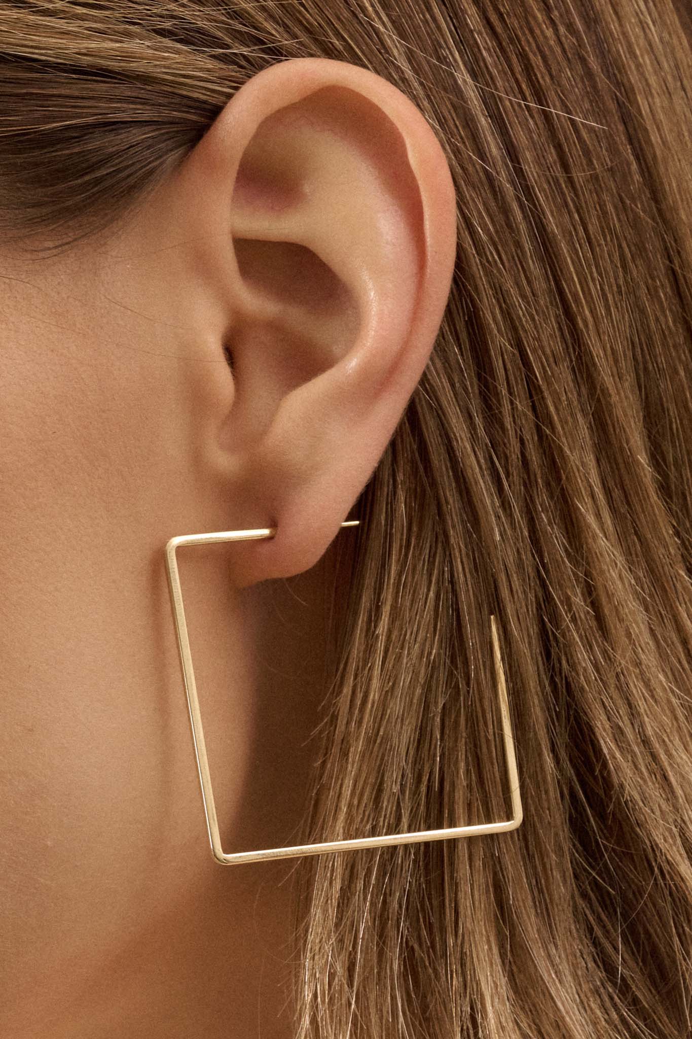 Sunset Junction Gold Square Half-Hoop Earrings - ShopPromesa