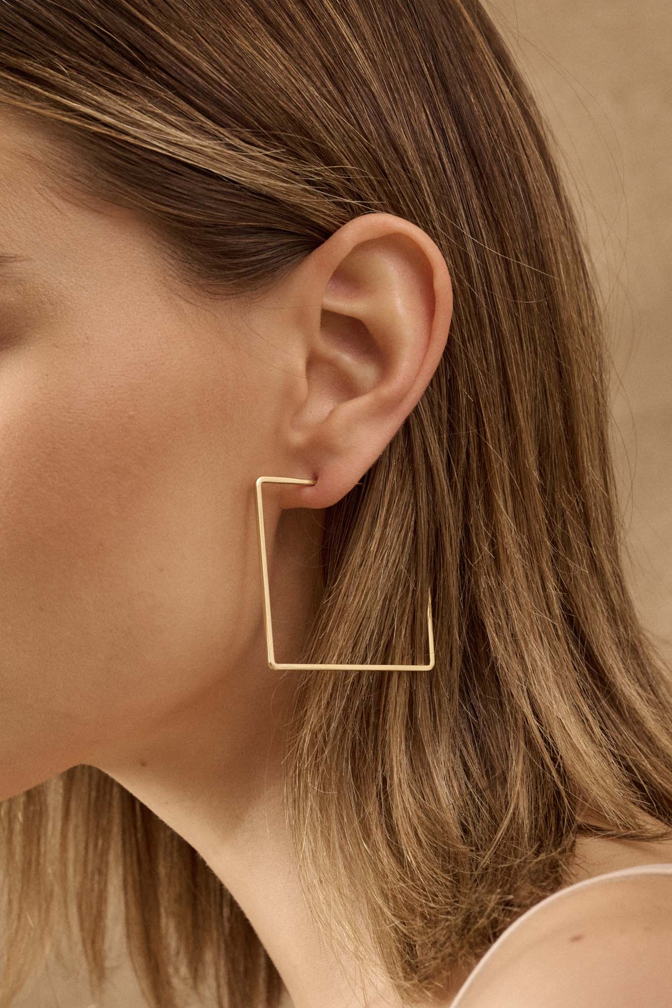 Sunset Junction Gold Square Half-Hoop Earrings - ShopPromesa