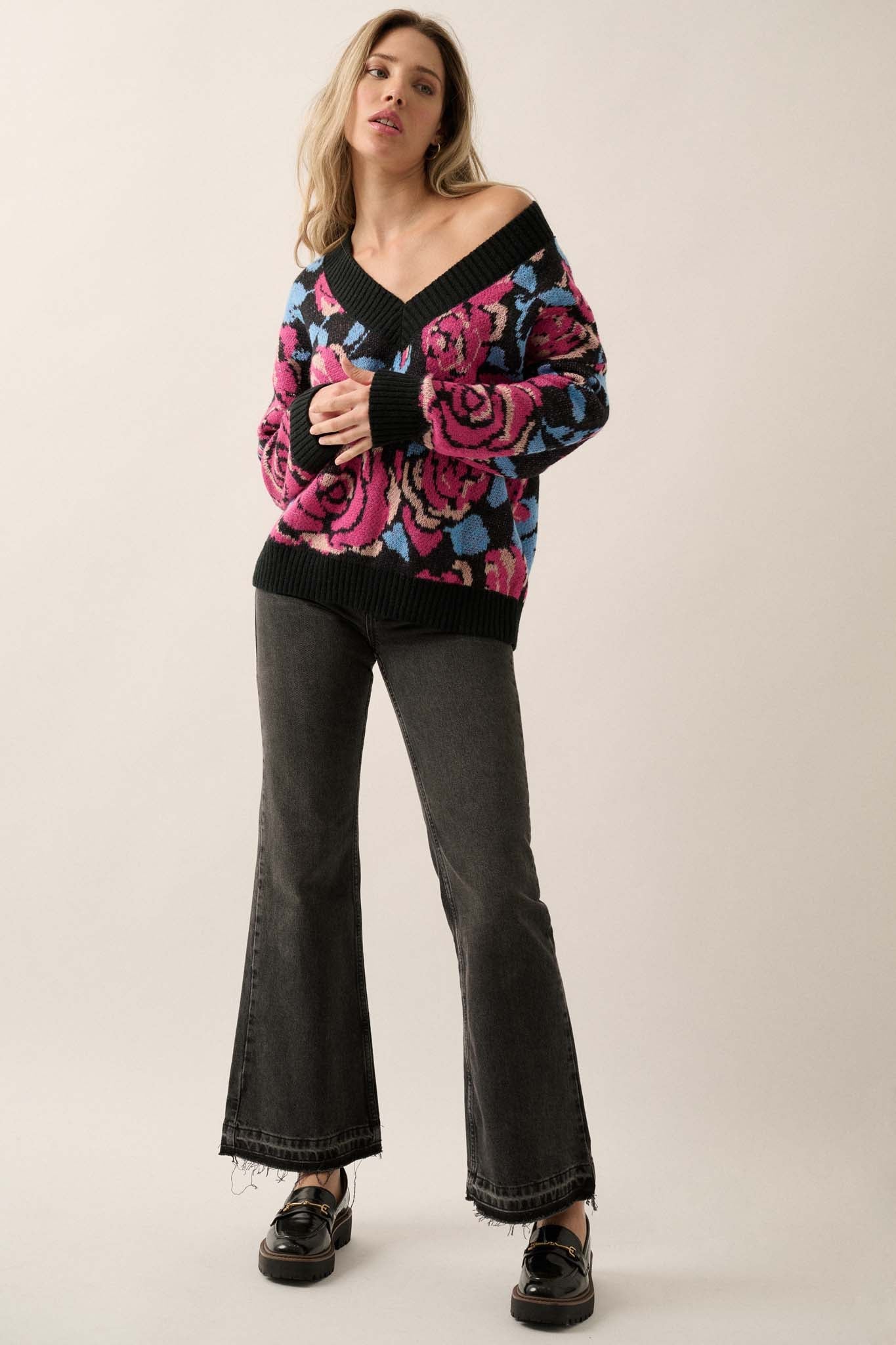 Roses and Thorns Floral V-Neck Sweater - ShopPromesa