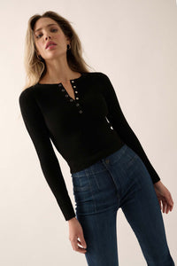 Shaper Fit Cropped Rib-Knit Henley Top - ShopPromesa