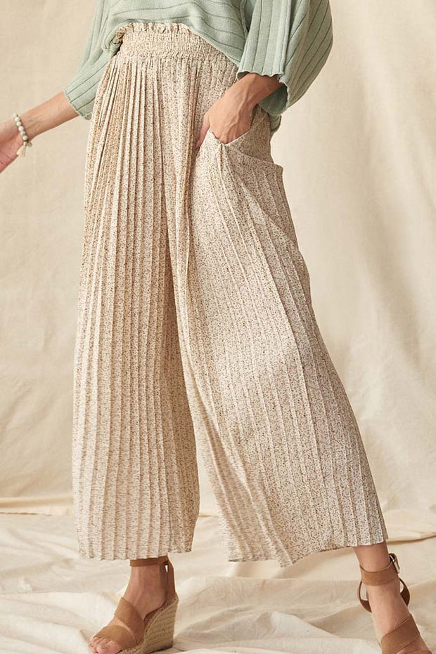 In Bloom Accordion Pleated Floral Palazzo Pants - ShopPromesa