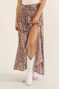 Beauty Queen Ornate Floral-Print Maxi Skirt - ShopPromesa