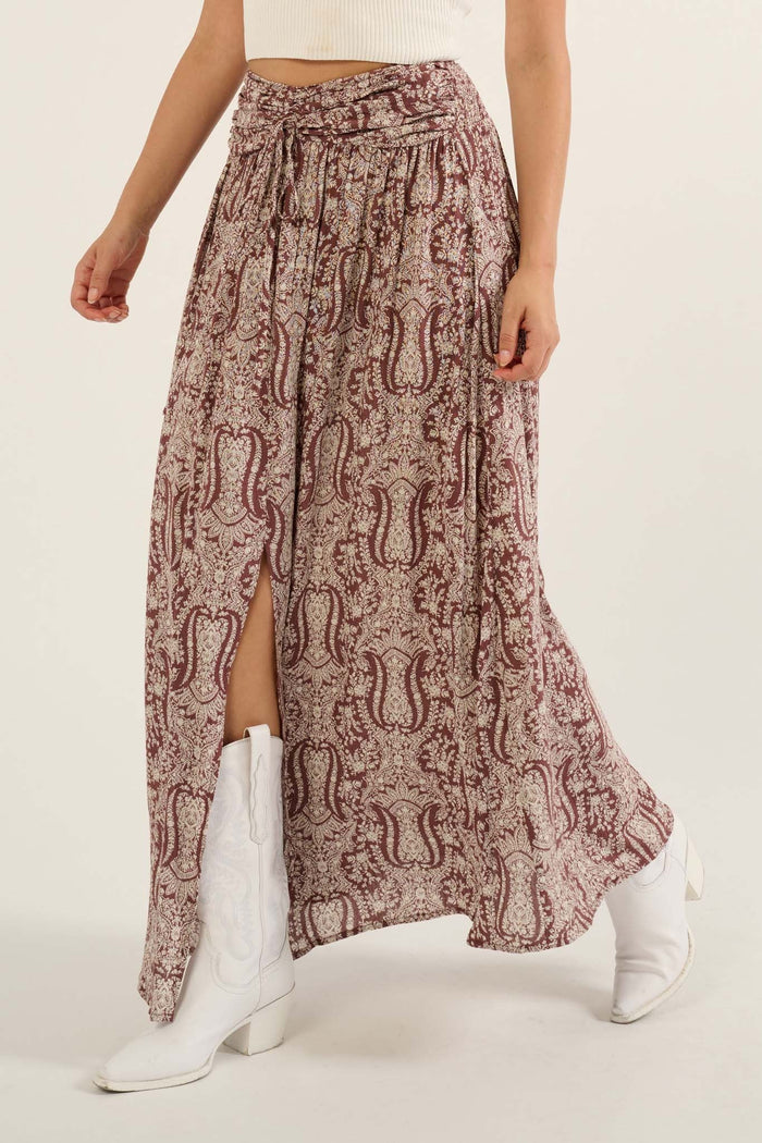 Beauty Queen Ornate Floral-Print Maxi Skirt - ShopPromesa