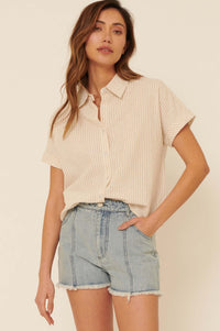 Keep It Up Striped Open-Back Buttoned Shirt - ShopPromesa