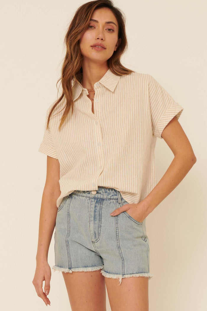 Keep It Up Striped Open-Back Buttoned Shirt - ShopPromesa