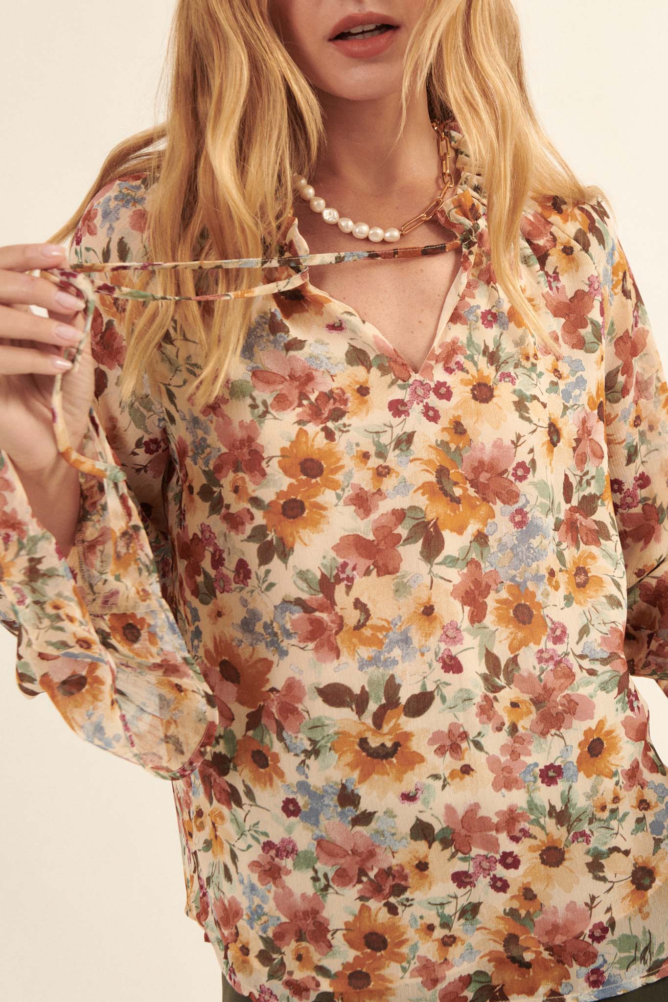 Day by Day Floral Chiffon Trumpet-Sleeve Top - ShopPromesa