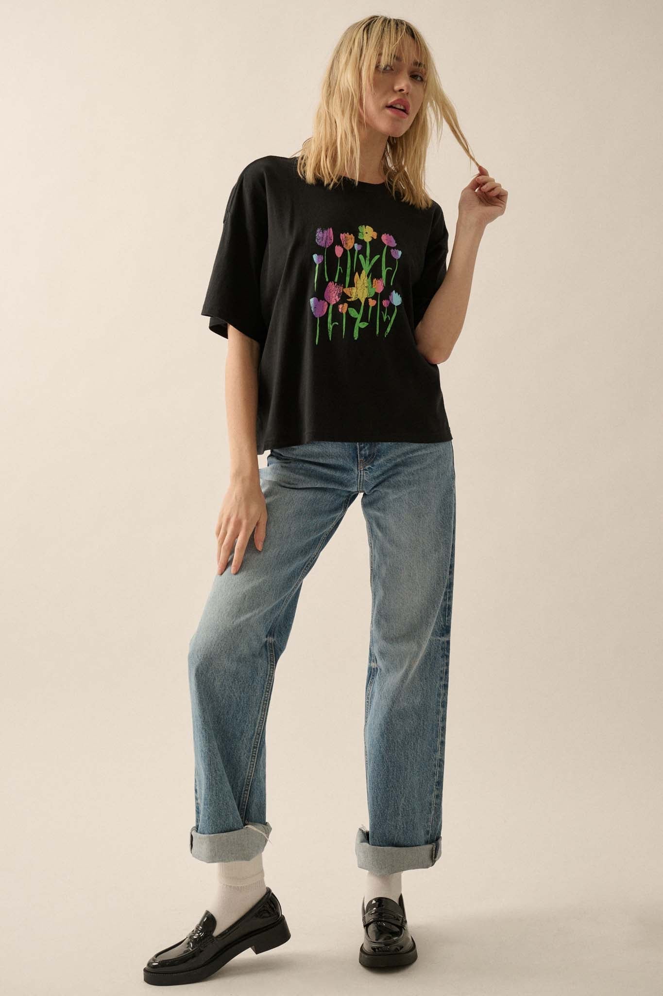 Prismatic Blooms Vintage-Print Flower Graphic Tee - ShopPromesa