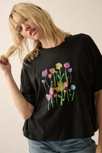 Prismatic Blooms Vintage-Print Flower Graphic Tee - ShopPromesa