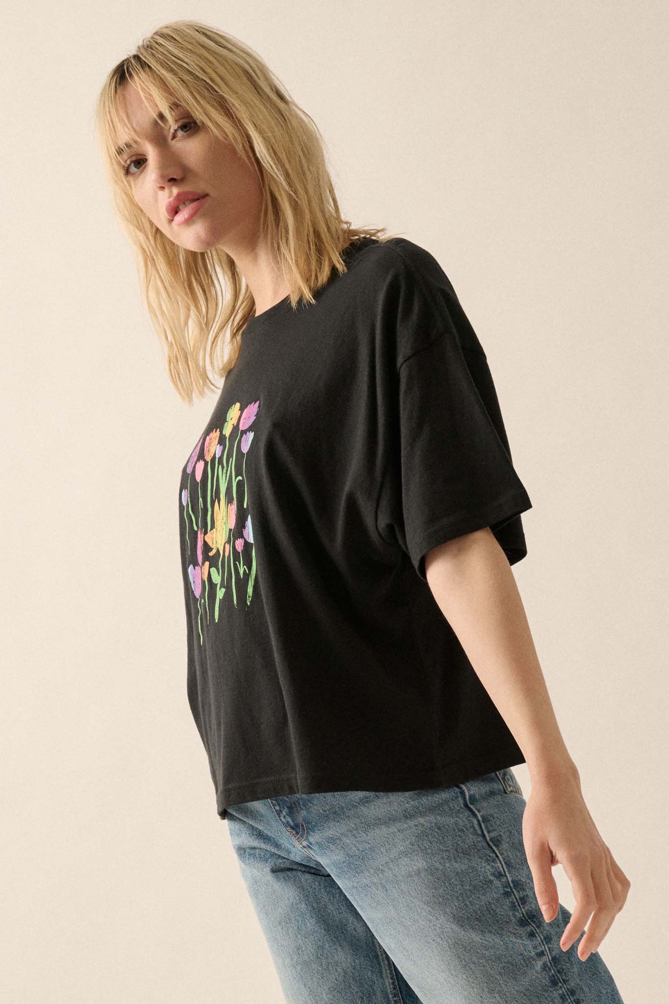 Prismatic Blooms Vintage-Print Flower Graphic Tee - ShopPromesa