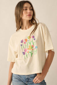 Prismatic Blooms Vintage-Print Flower Graphic Tee - ShopPromesa