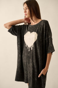 Melting Heart Vintage-Wash Graphic T-Shirt Dress - ShopPromesa