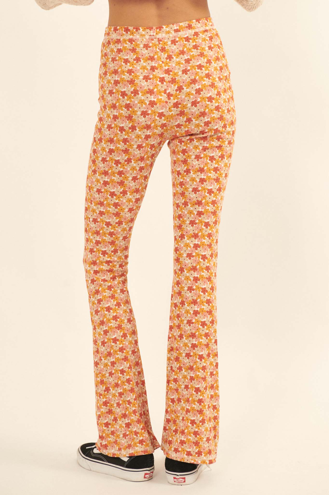 Awesome Blossoms Floral Rib-Knit Flare Pants - ShopPromesa