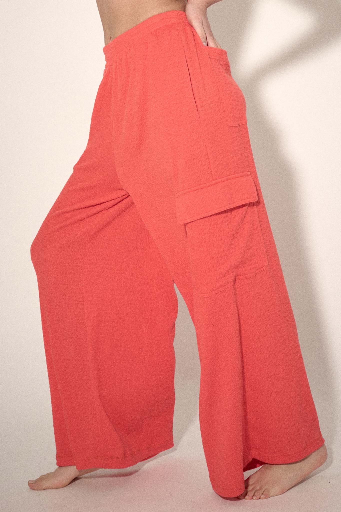 Smocked Jersey Wide-Leg Cargo Lounge Pants - ShopPromesa