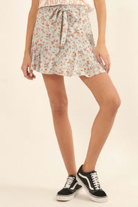 Daydream Bouquet Belted Floral Skort - ShopPromesa