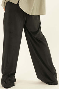 Big Deal Pleated Wide-Leg Velvet Pants - ShopPromesa