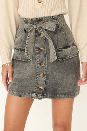 Rebellious Age Acid-Wash Denim Belted Mini Skirt - ShopPromesa