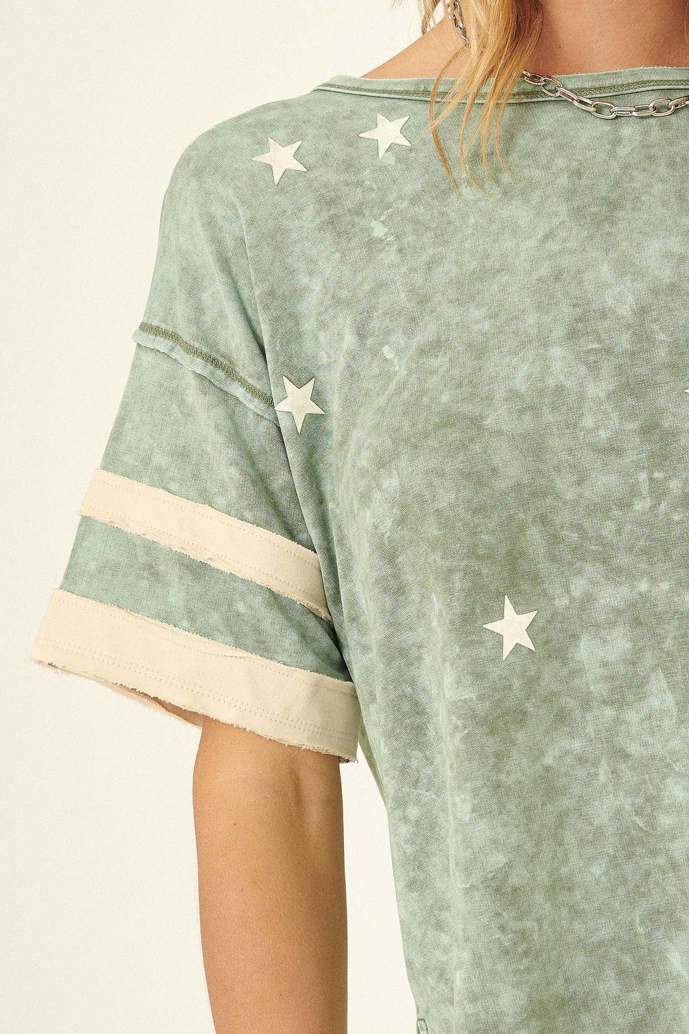 Lucky Star Vintage Varsity Stripe Graphic Tee - ShopPromesa