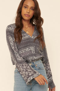 Bandana-Print Cropped Bell-Sleeve Top - ShopPromesa