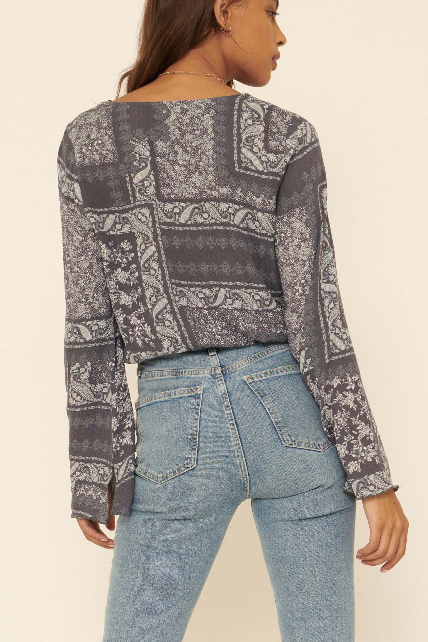 Bandana-Print Cropped Bell-Sleeve Top - ShopPromesa