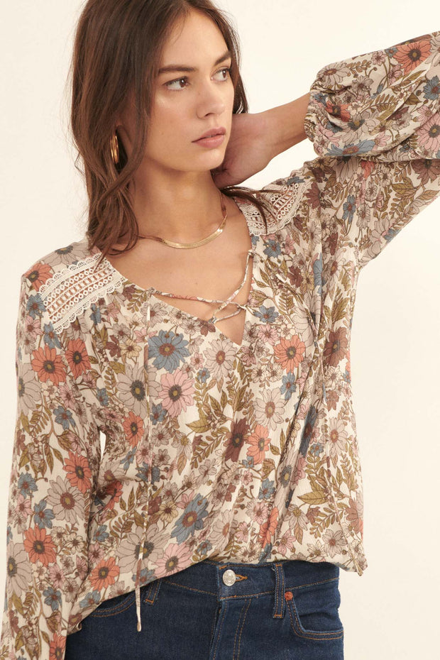 Over the River Floral Lace-Up Peasant Top - ShopPromesa