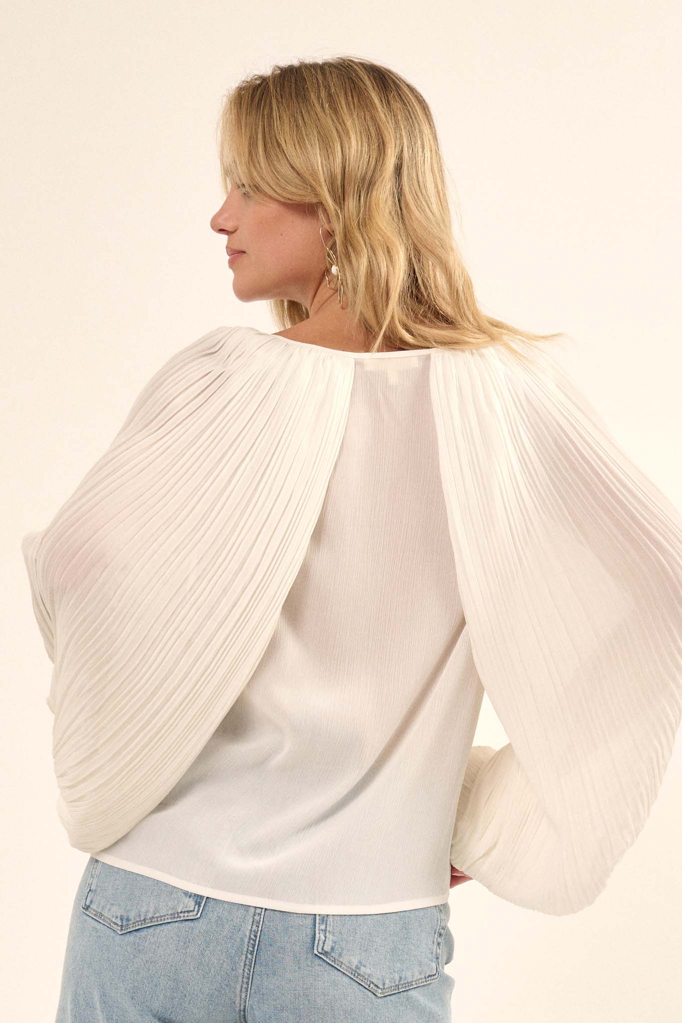 Angelic Heart Pleated Balloon-Sleeve Chiffon Top - ShopPromesa