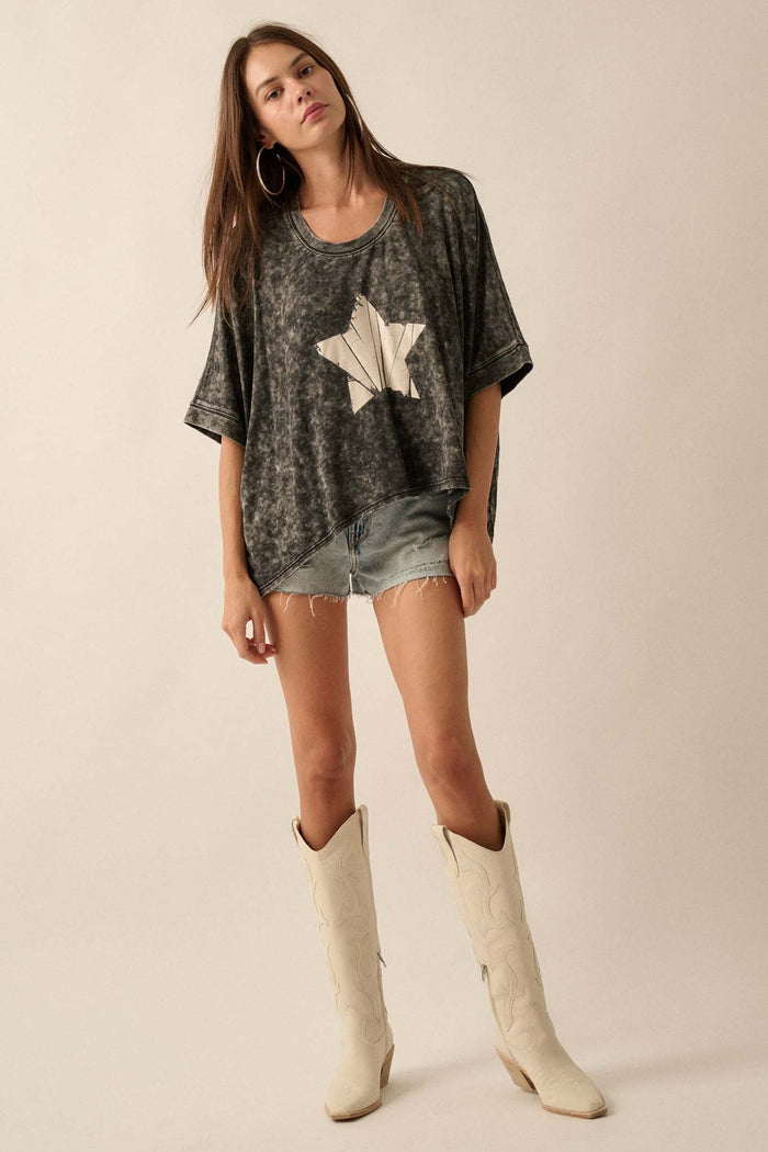 Star Quality Oversized Vintage-Wash Graphic Tee - ShopPromesa