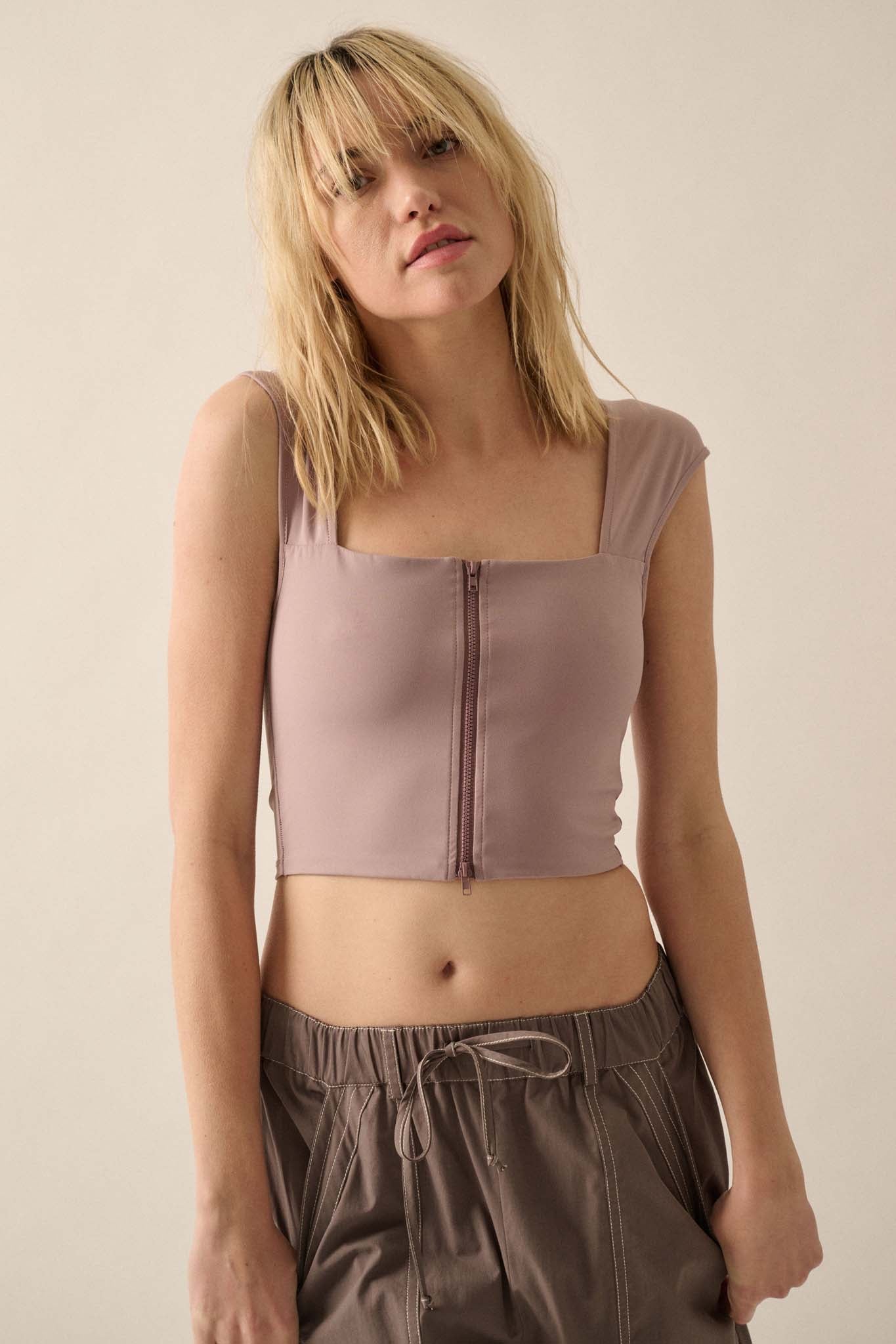 Lifted Fit Zip-Front Cropped Square-Neck Tank Top - ShopPromesa