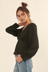 Raison d'Être Satin-Stripe Buttoned Blouse - ShopPromesa