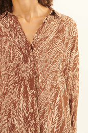 Native Sun Abstract-Print Twist-Back Shirt - ShopPromesa