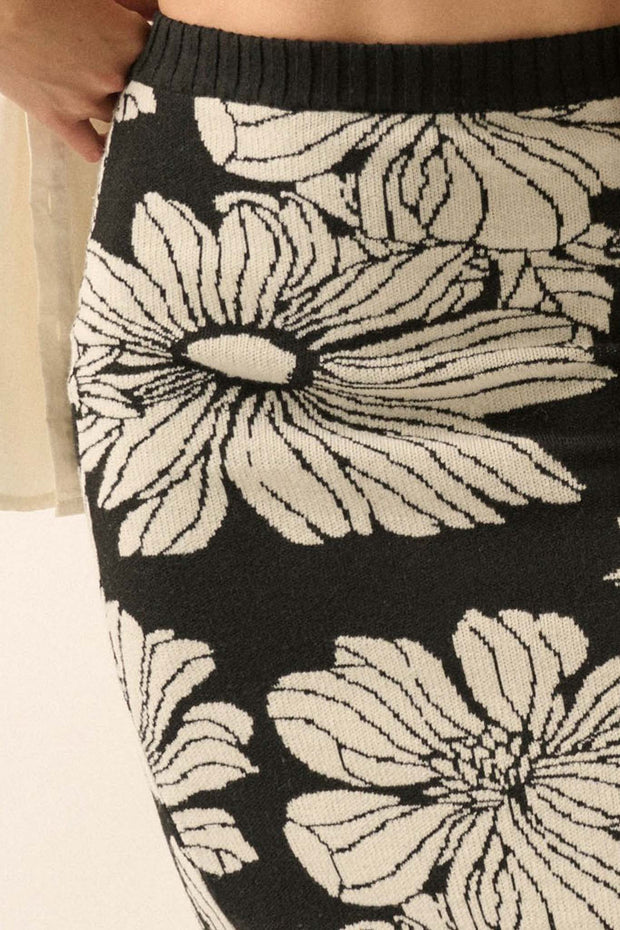 Fallen Flowers Floral Knit Midi Sweater Skirt - ShopPromesa